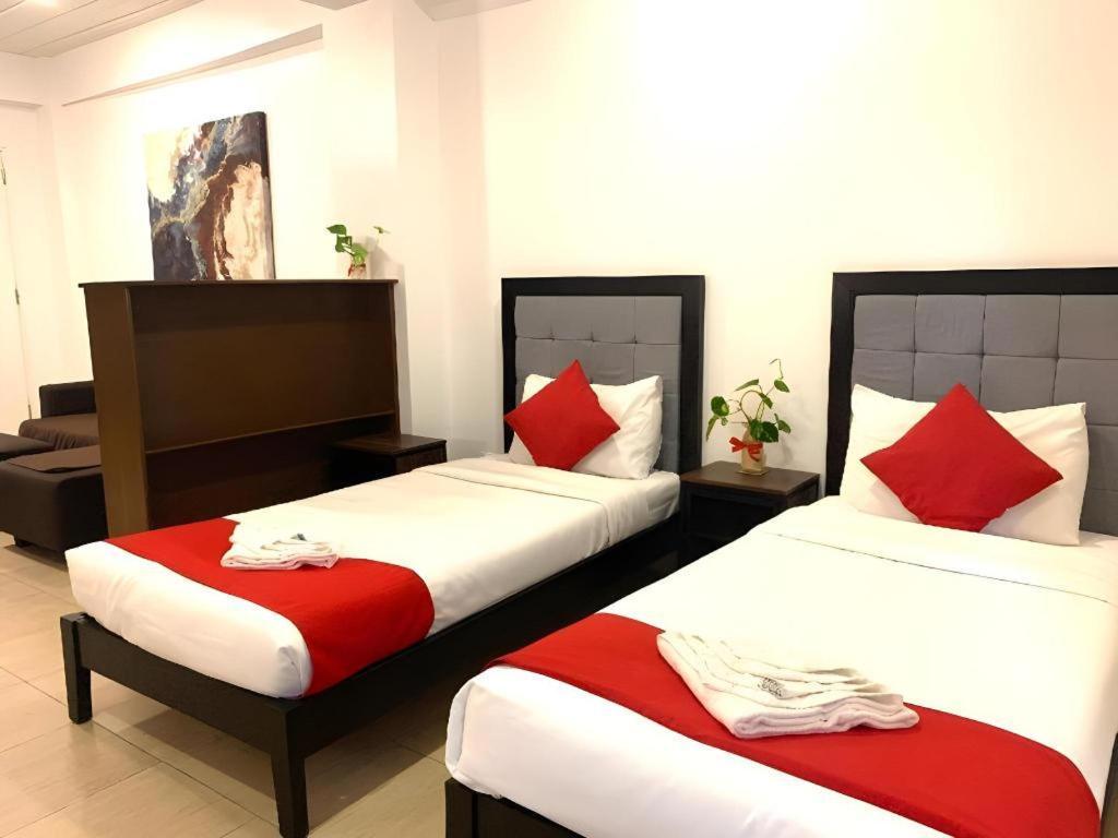 Oyo 150 Davao Airport View Hotel Kültér fotó